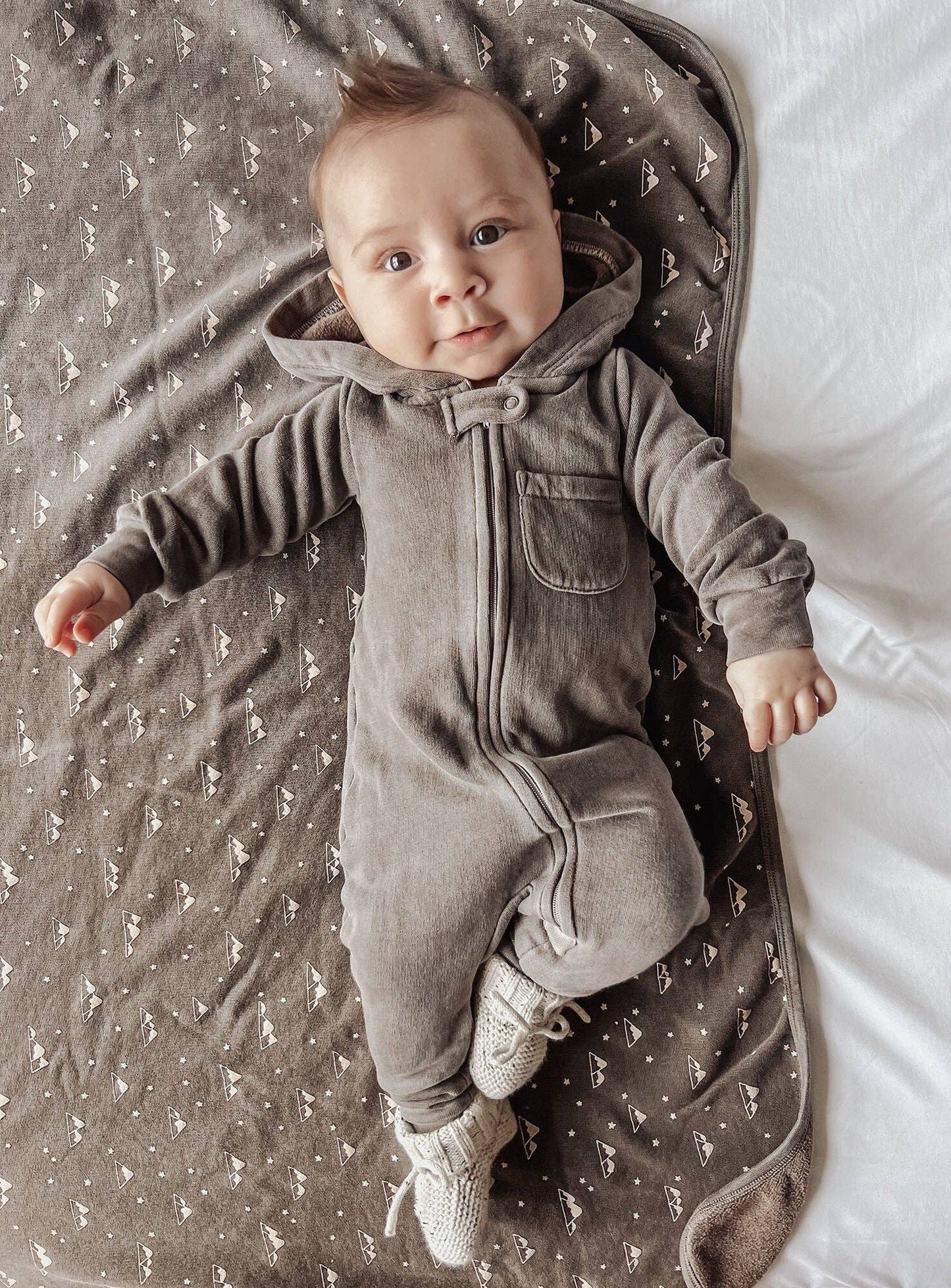 Organic Cozy Zipper Romper in Bark