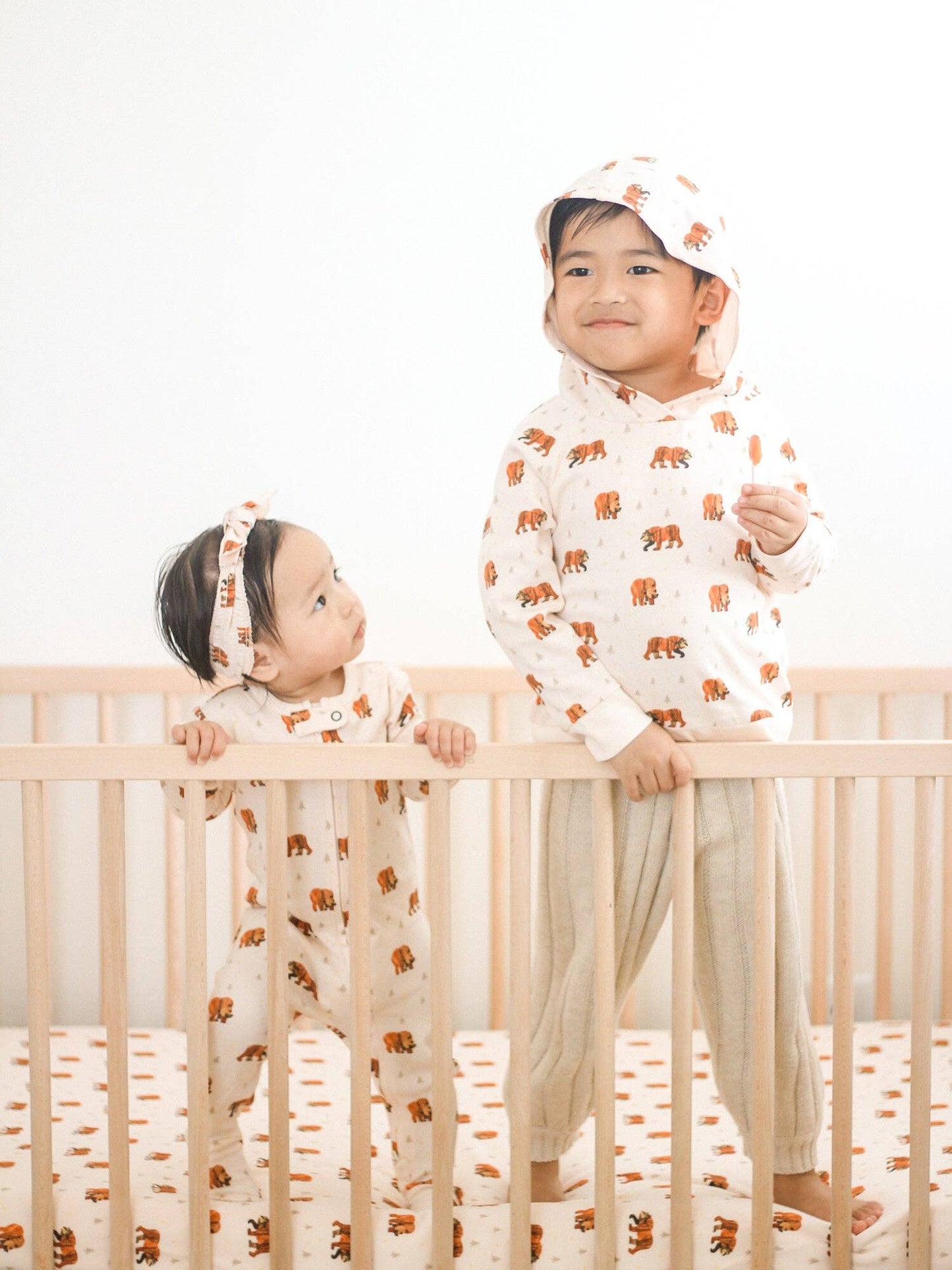 Kids' Organic Raglan Hoodie in Brown Bear