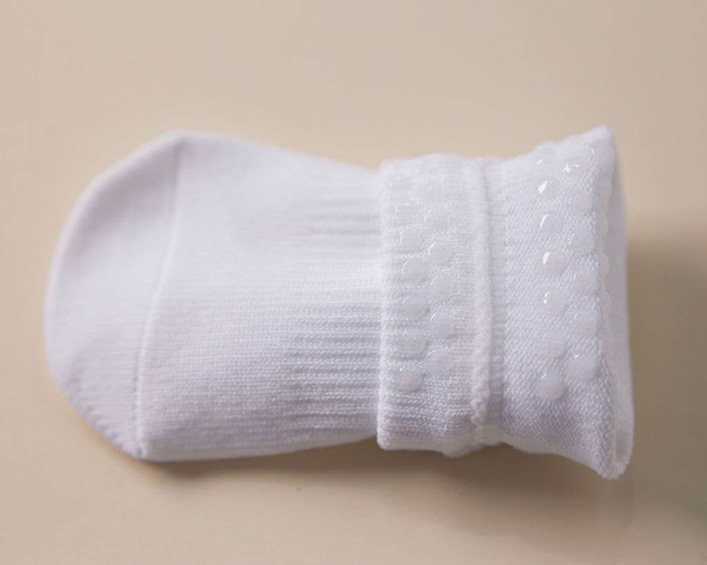 Cleary - White Non-Slip Silicone Grip Baby, Kids Ankle Socks