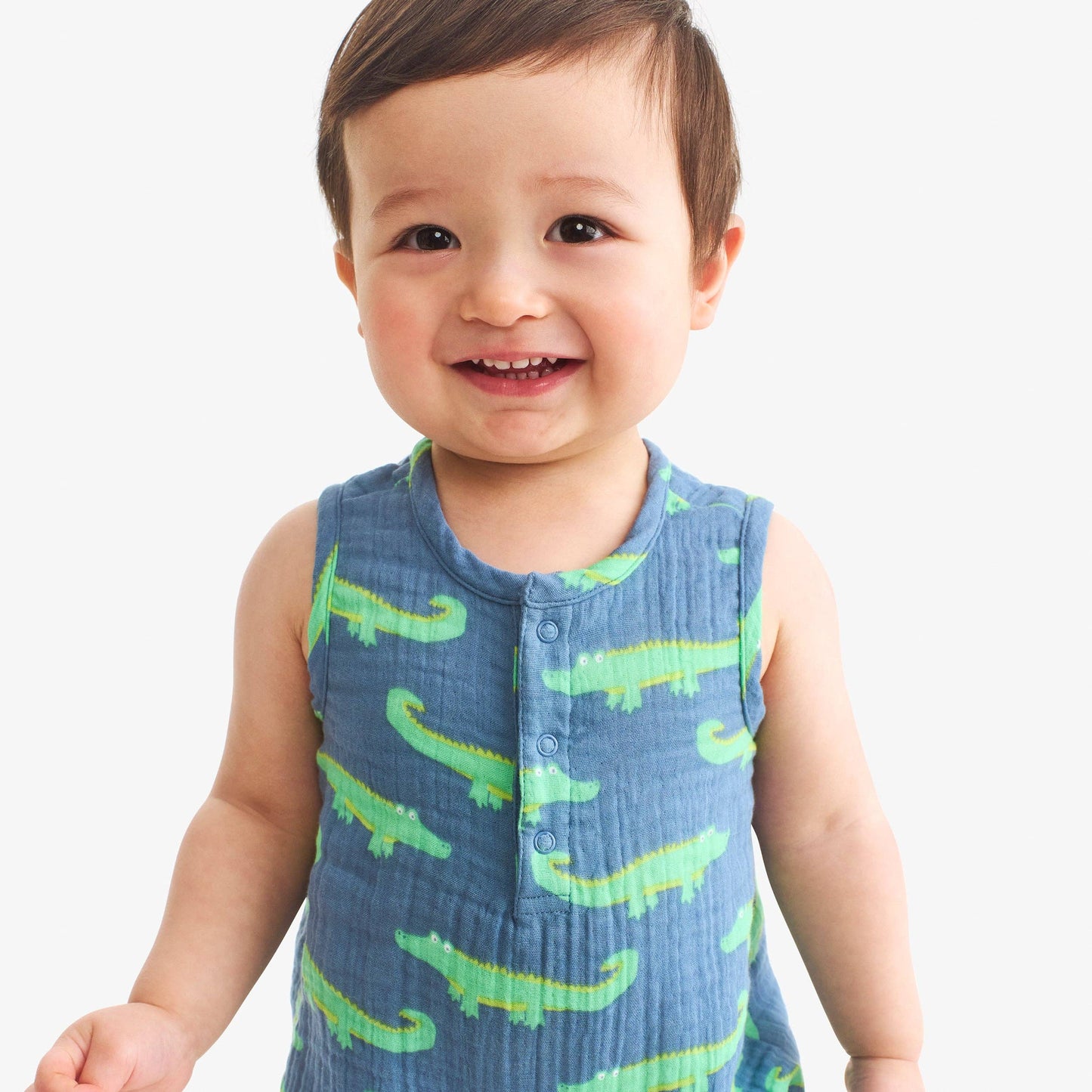 Baby cotton gauze bubble shortie in gator pals