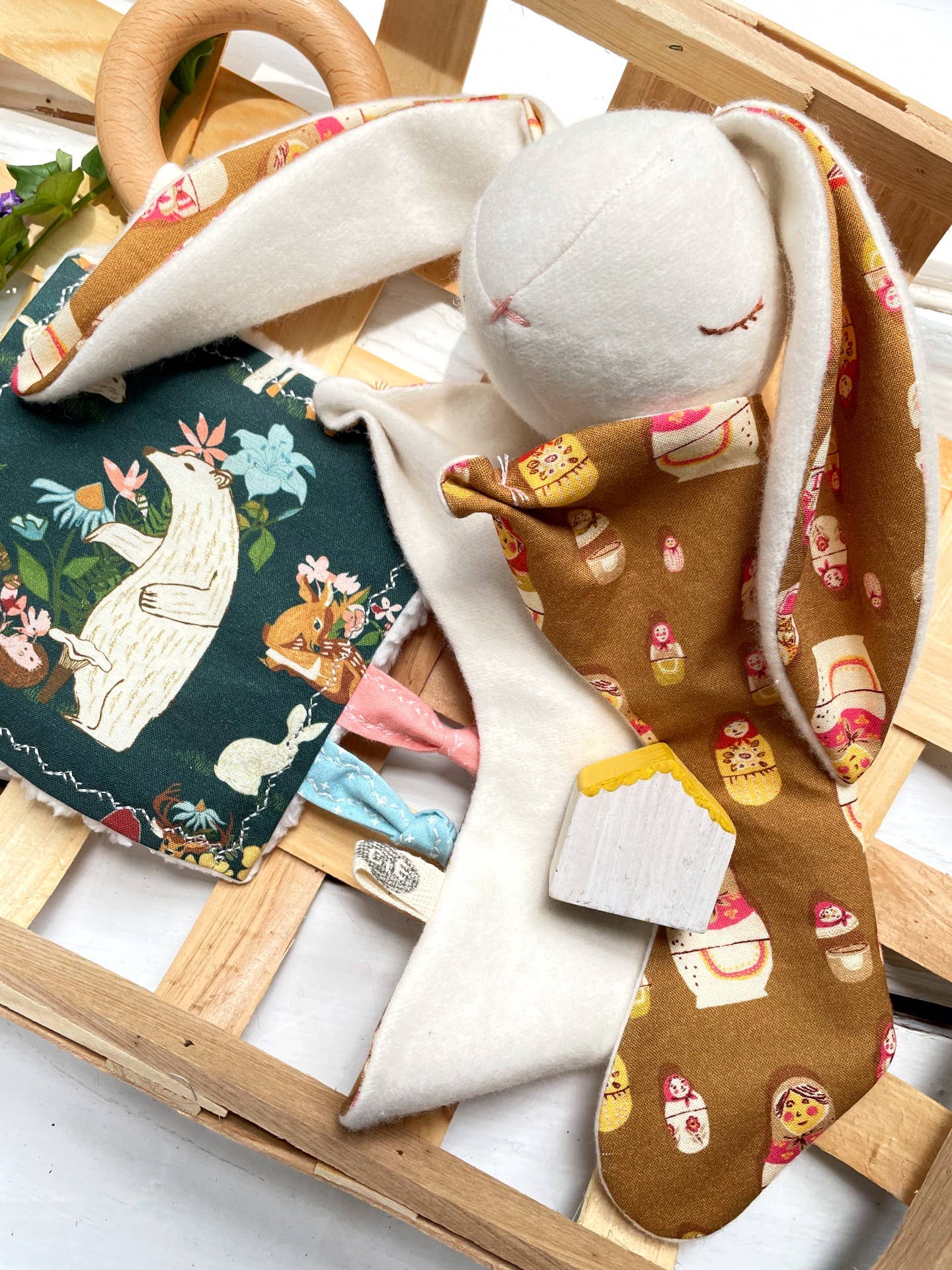 Woodland Crinkle Tag Toy with Teething Ring