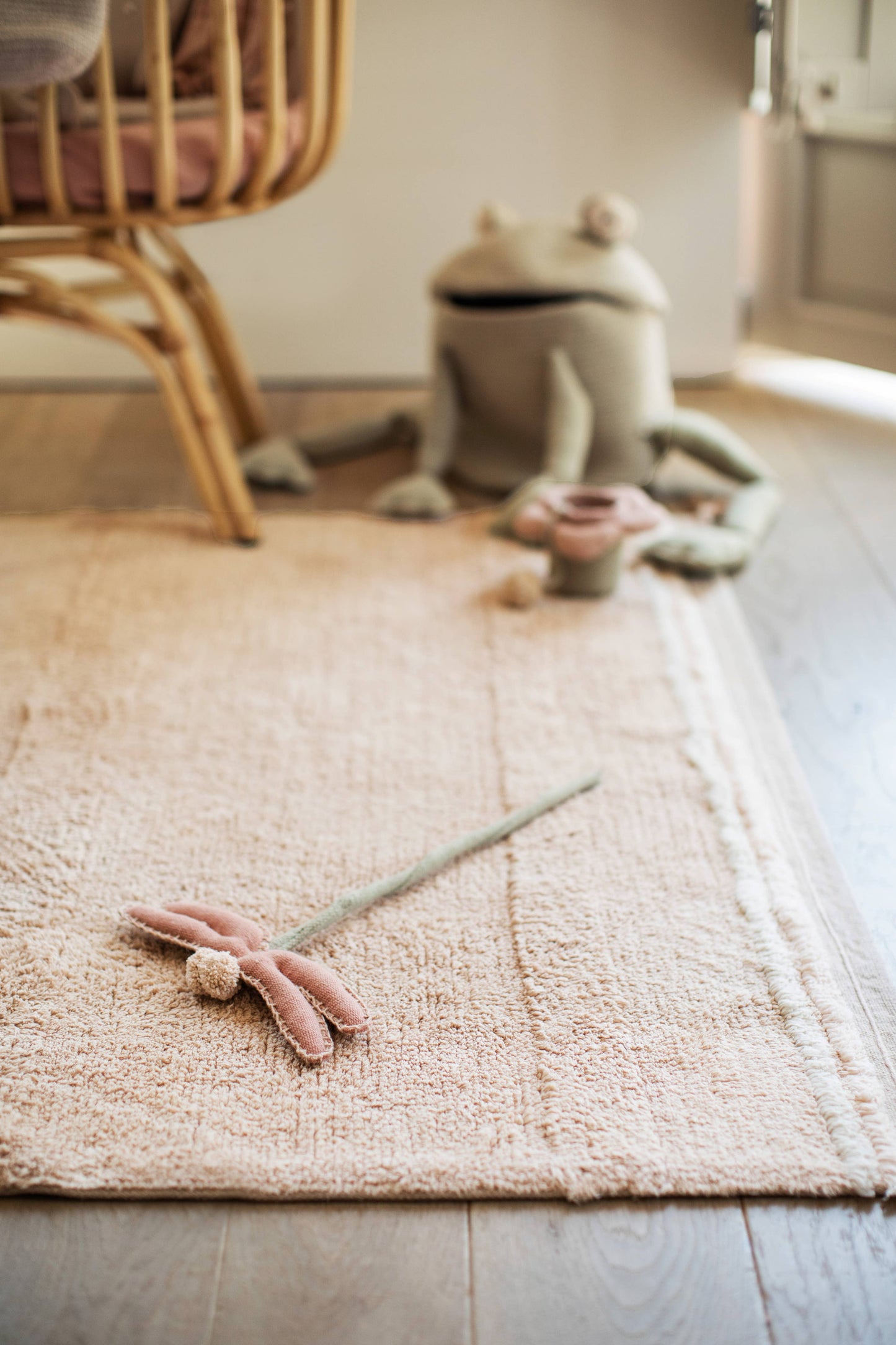 Dragonfly Wand Vintage Nude