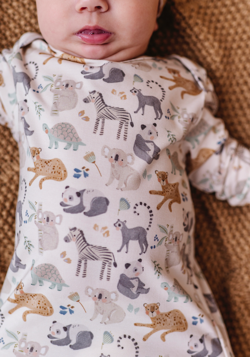 Baby Bamboo Knotted Baby Gown + Hat Gift Set - Safari Friend