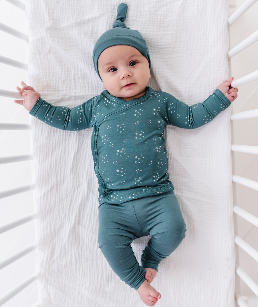 Baby Bamboo Knotted Baby Gown + Hat Gift Set - Starlit Sky