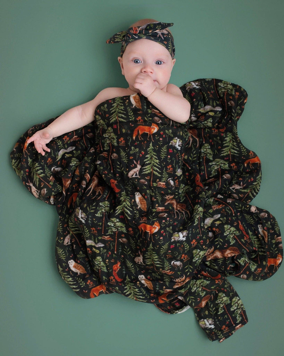 Wood You Be my Friend Breathable and Cozy Bamboo cotton Muslin Swaddle Blanket，SWADDLE Blanket, Woodland Swaddle Blanket, Gift, Bamboo Swaddle Gender Neutral, Newborn Swaddle