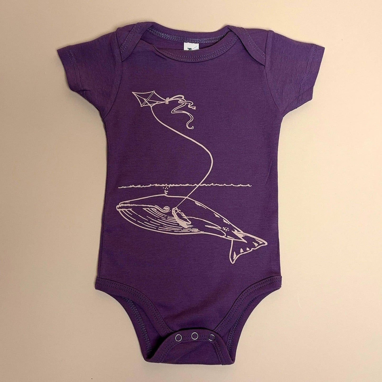 Whale & Kite Organic Cotton Baby Onesie - Whimsical Design for Little Ones