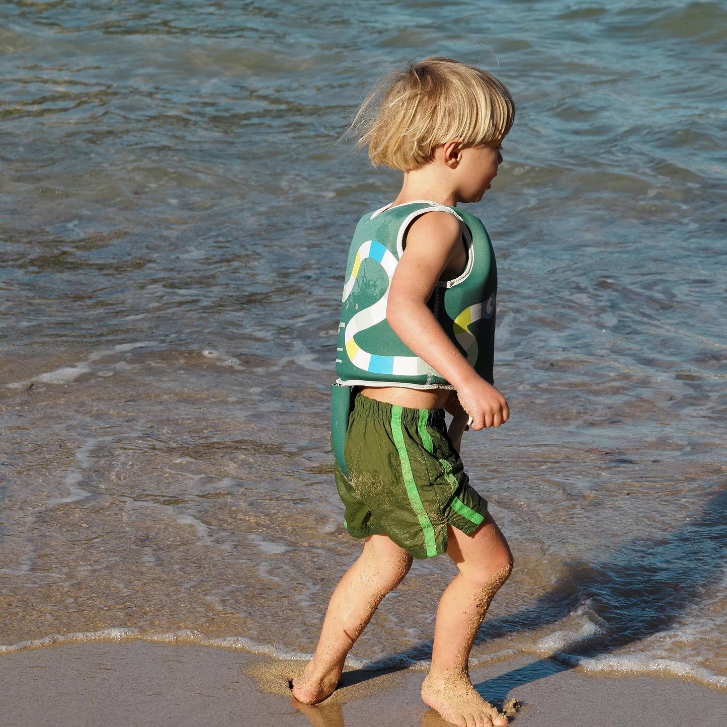 Float Vest 2-3 Into the Jungle Green