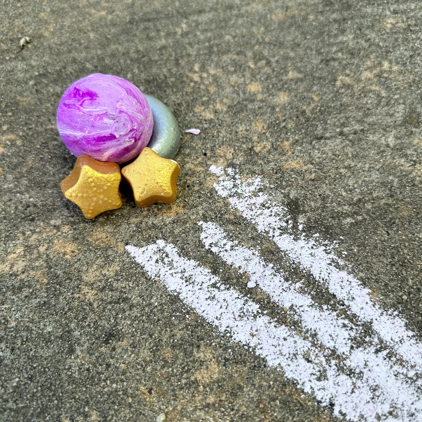 MINI GALAXY | TWEE HANDMADE SIDEWALK CHALK