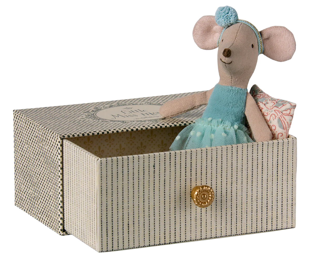 Dance Mouse in Bed - Little Sister
