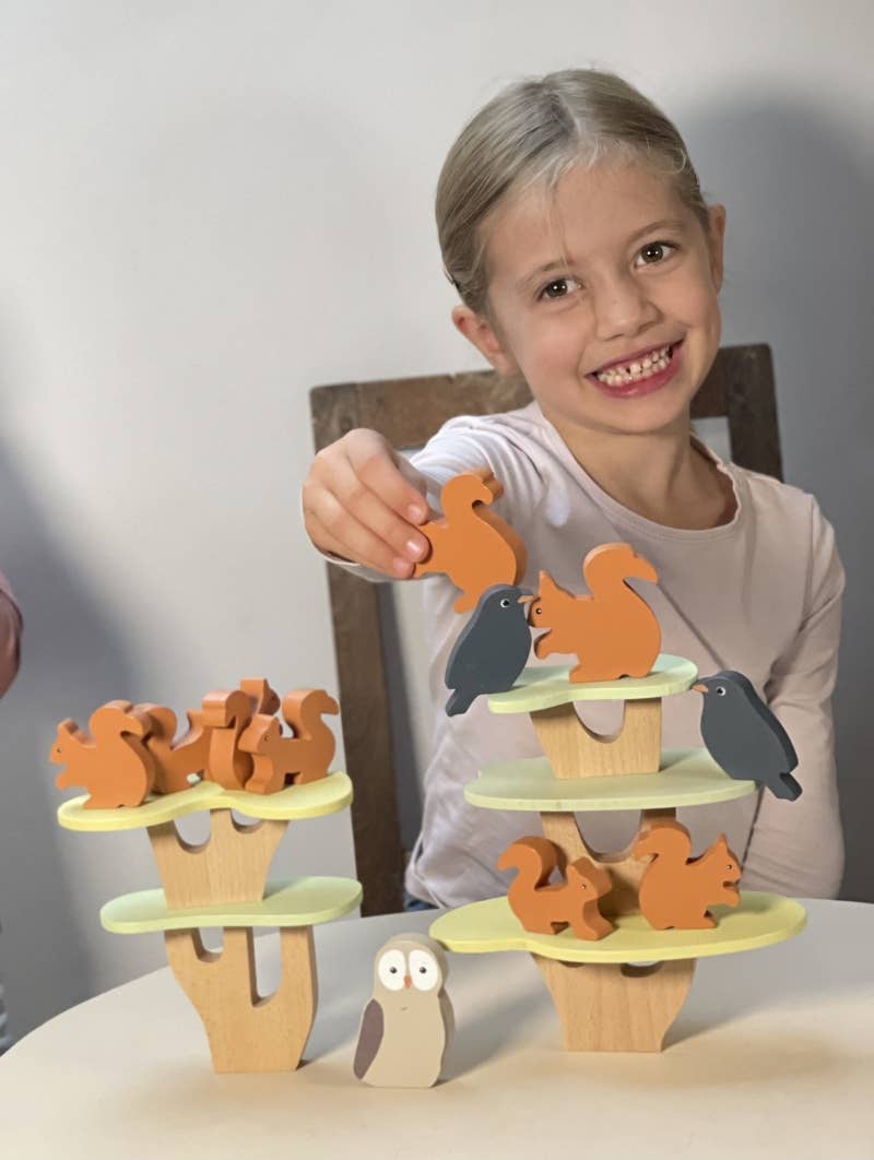 Stacking Squirrels Game