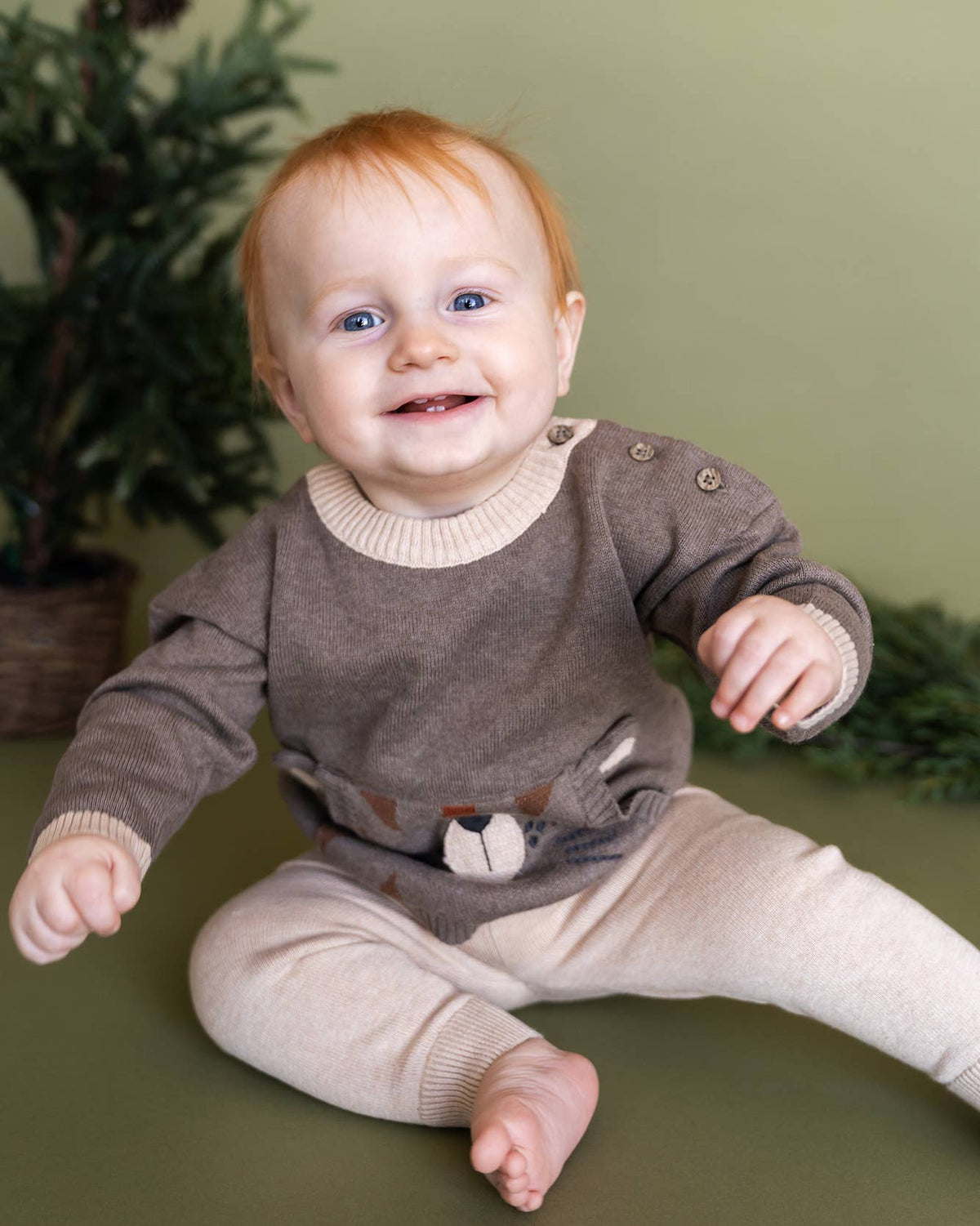 Tiger Kangaroo Pocket Baby Knit Pullover & Pant Set