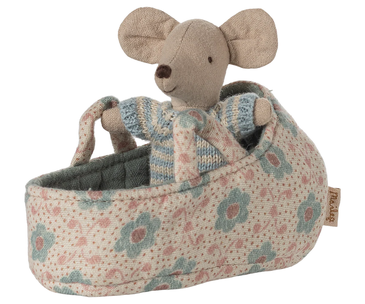 Baby Mouse in carry cot -Blue