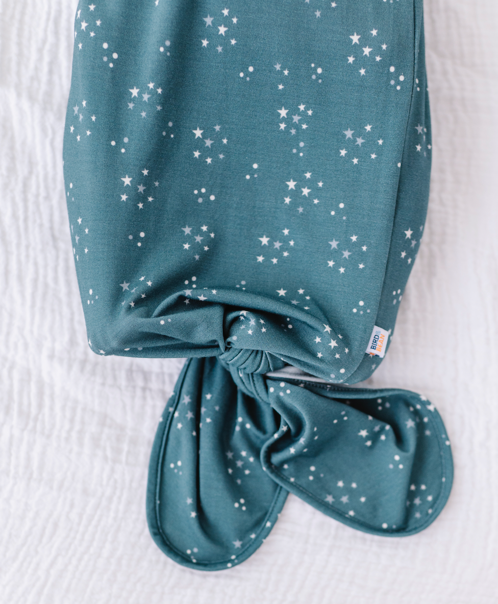 Baby Bamboo Knotted Baby Gown + Hat Gift Set - Starlit Sky