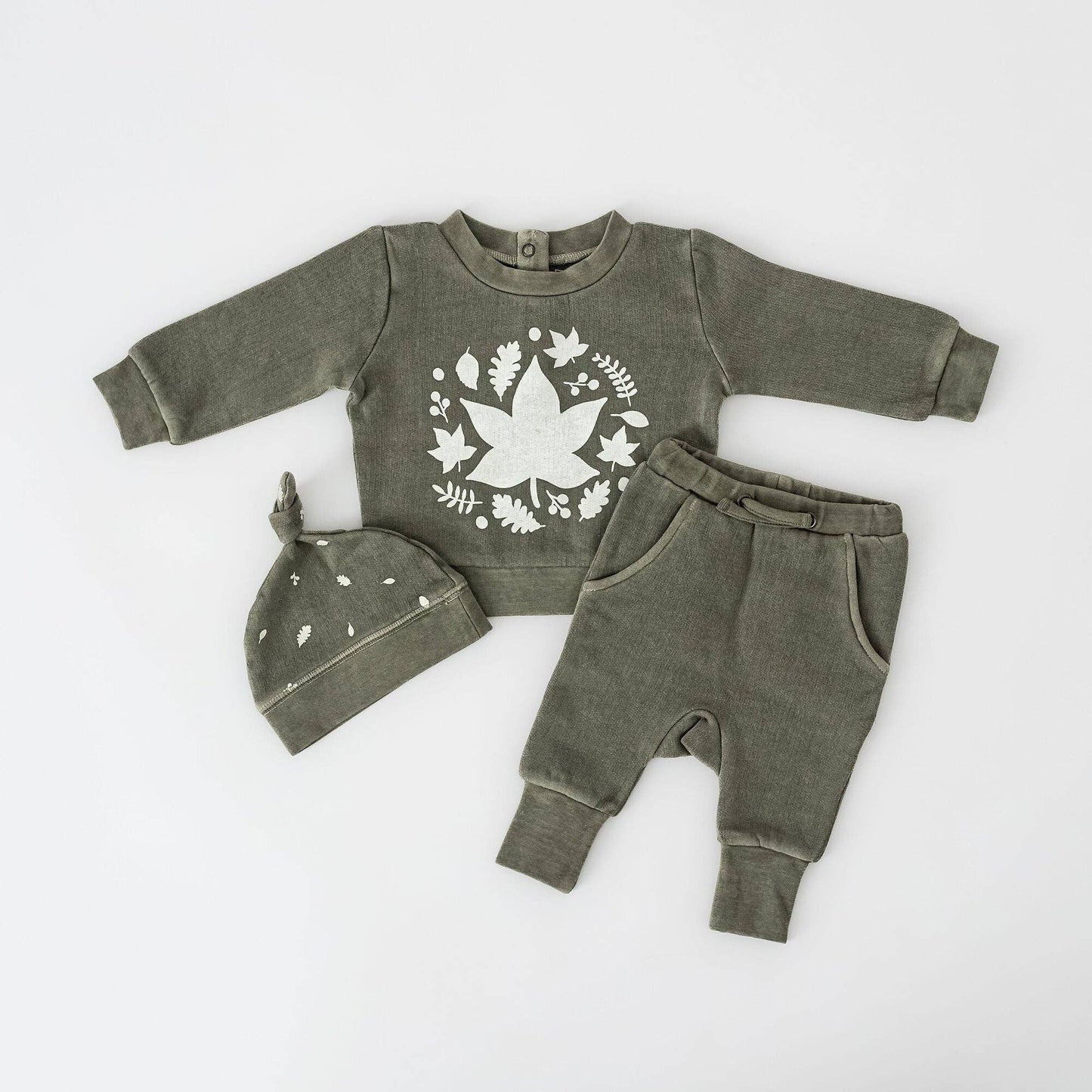 Organic Cozy Top-Knot Hat in Hunter Leaves