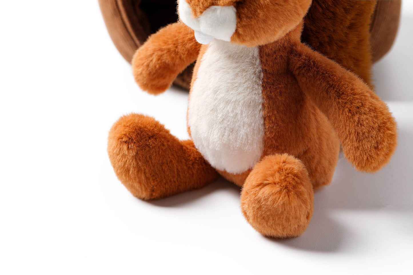 McHugs Oak Squirrel House Scene Weighted Plush Animal 7"