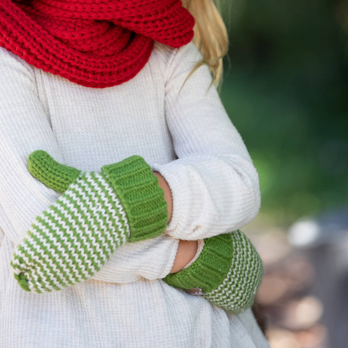 Classic Knit Winter Mittens for Kids 1-12, Stripe Pattern