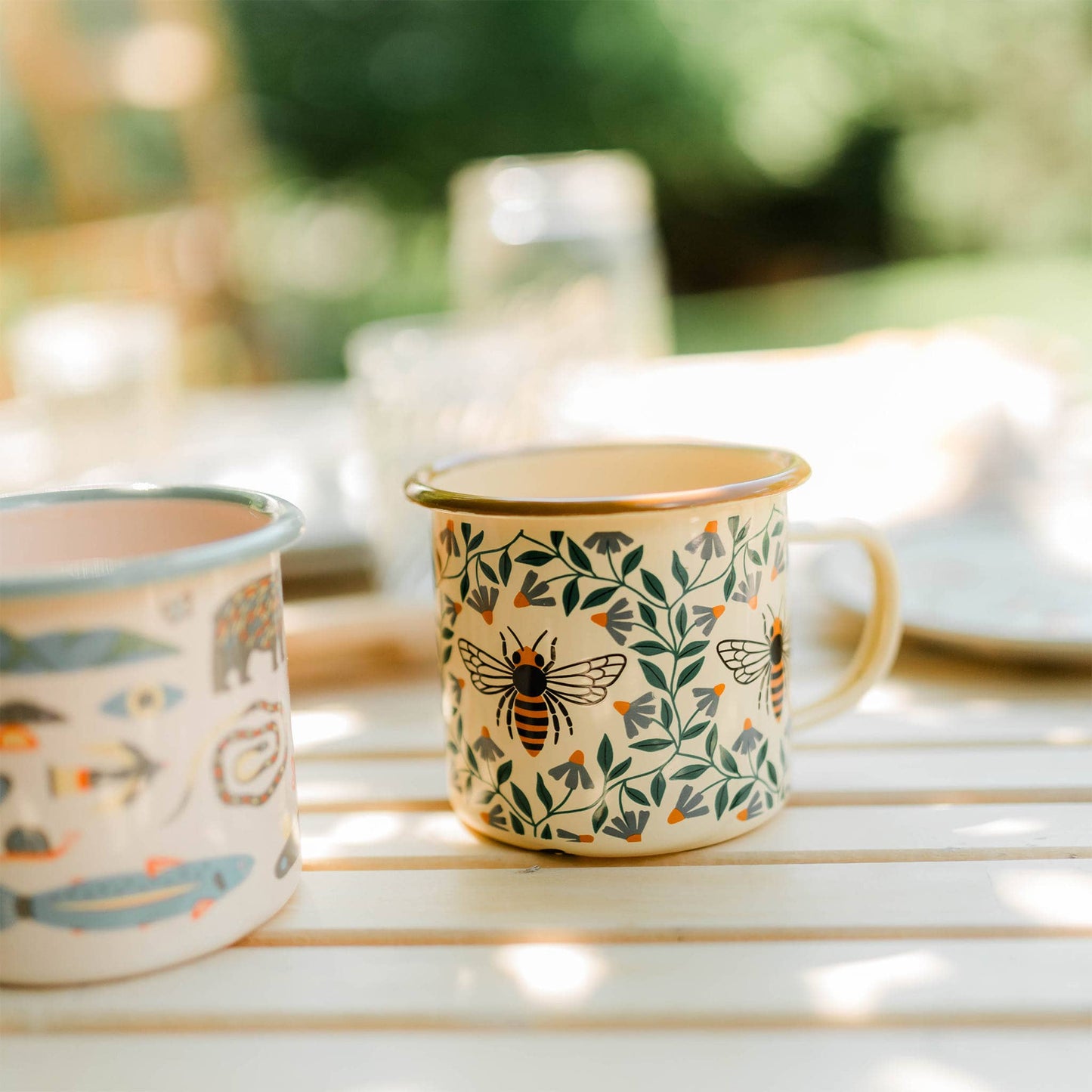 Enamel Coffee & Camp Mug | Honeybee | 16oz