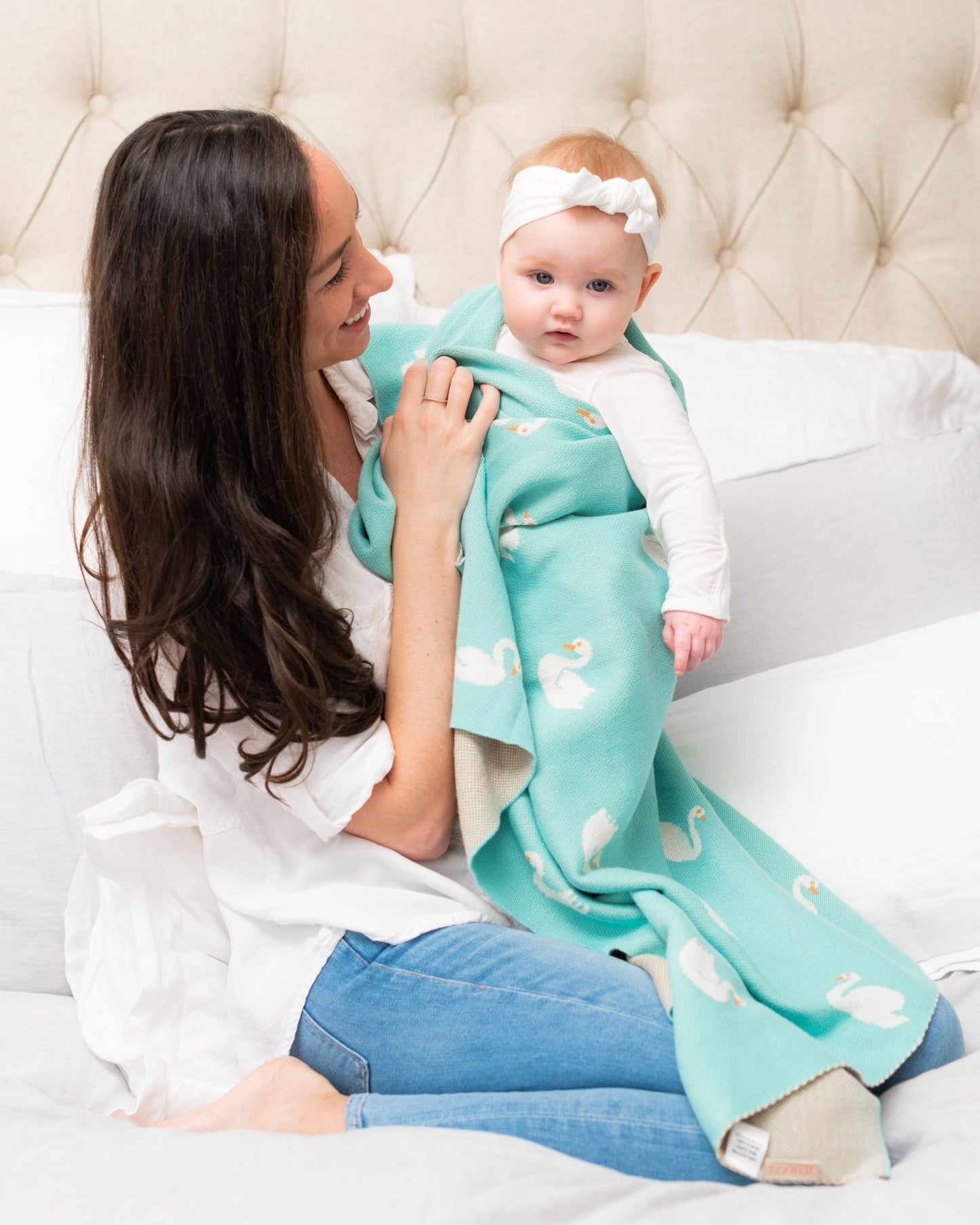 Swan Cotton Knit Baby Blanket